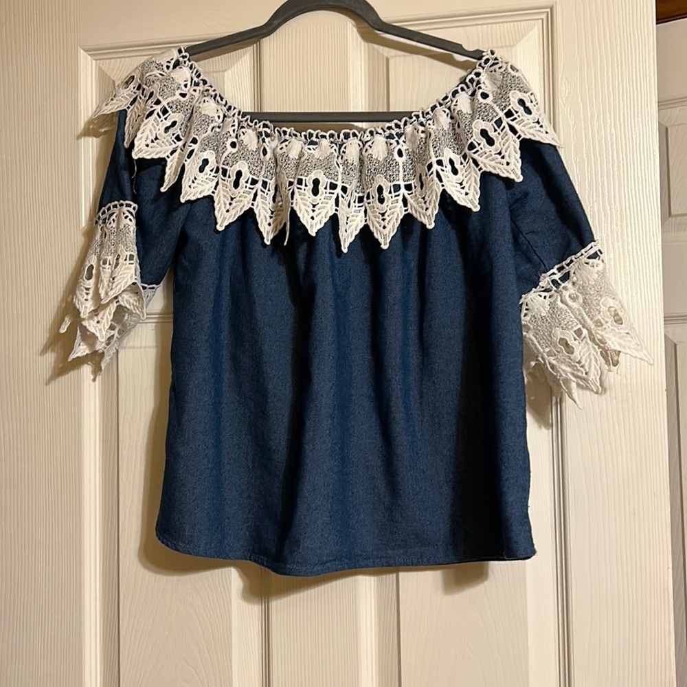 Denim blouse with white lace